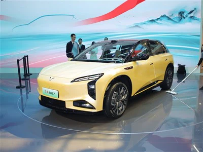 Električni SUV Hongqi EHS7