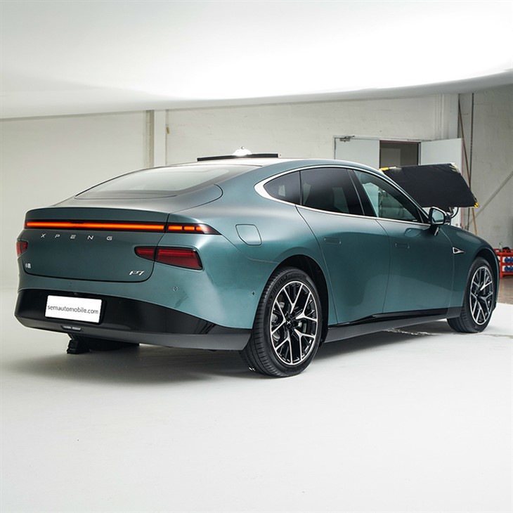 Xpeng P7i 702 Max  High Speed Electric sedan